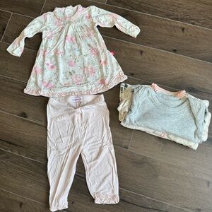 Baby girl clothes 6-9 months - Magnetic Me set
